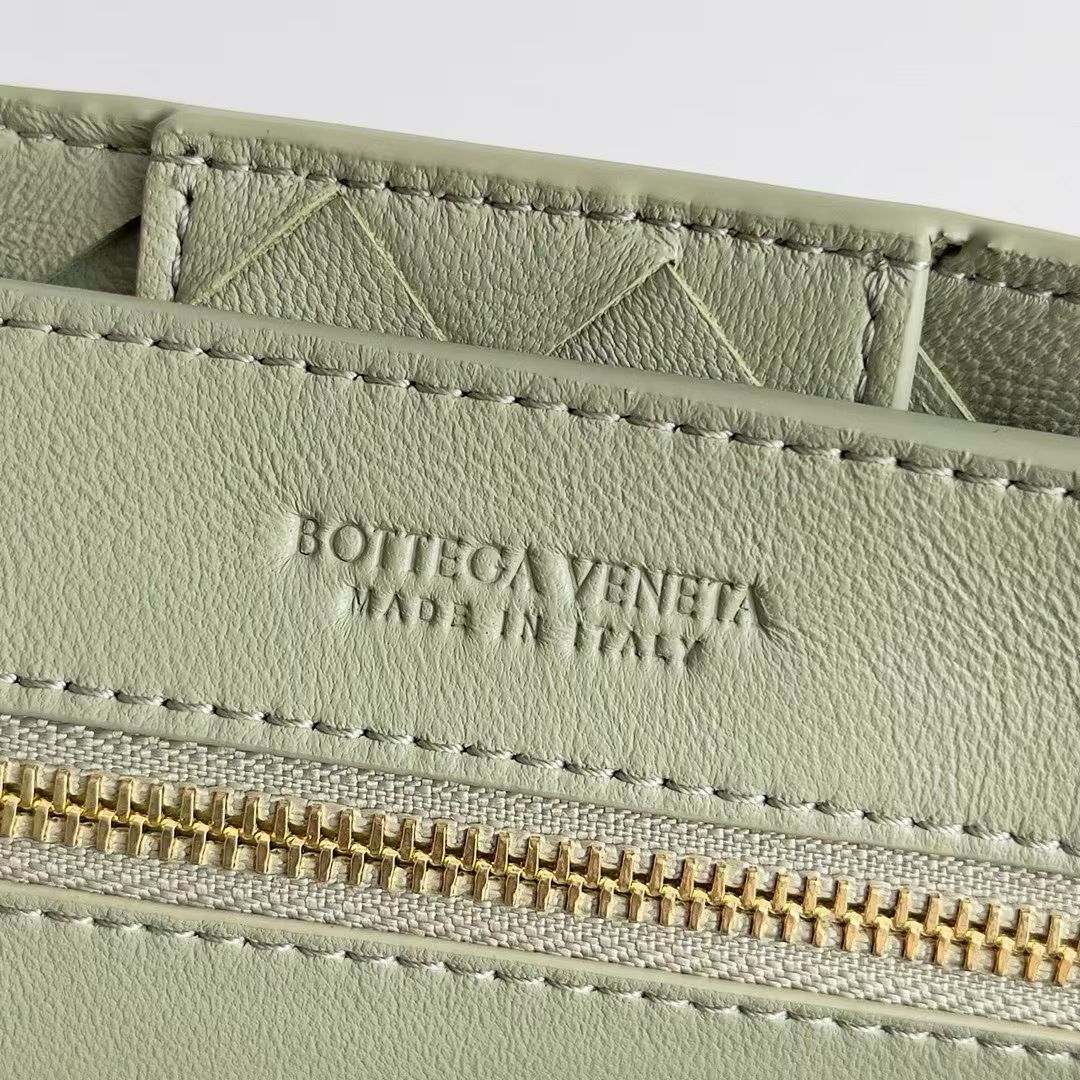 BOTTEGA VENETA