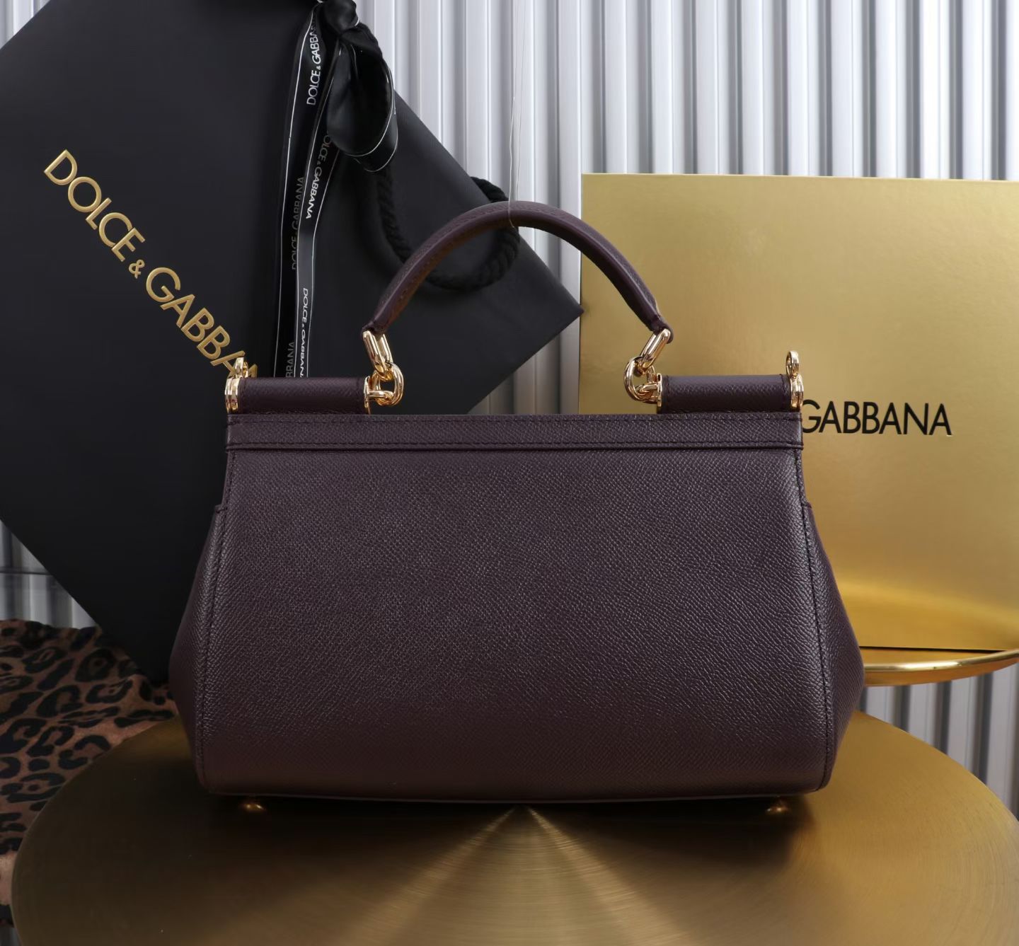 DOLCE & GABBANA