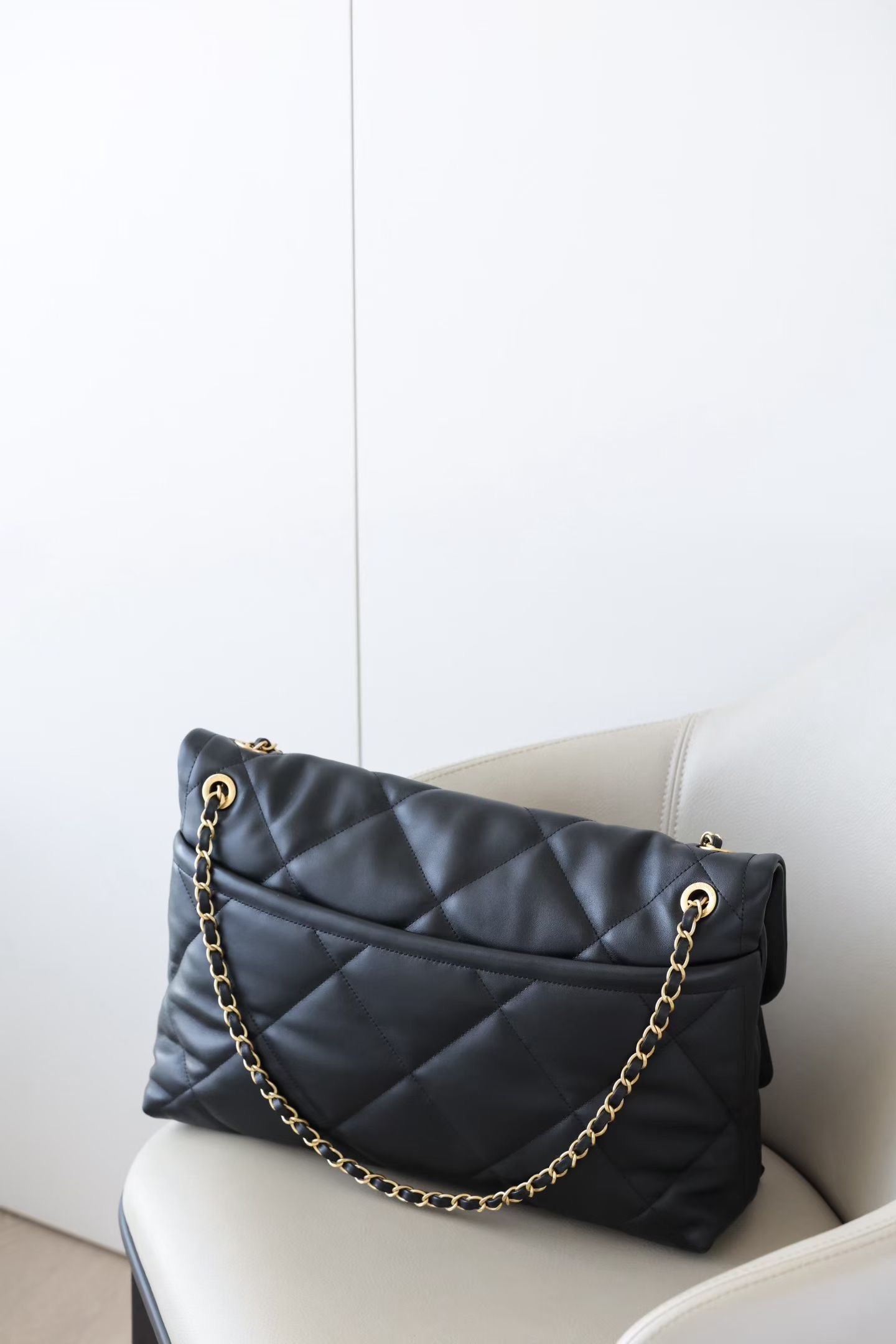 CHANEL MAXI FLAPBAG