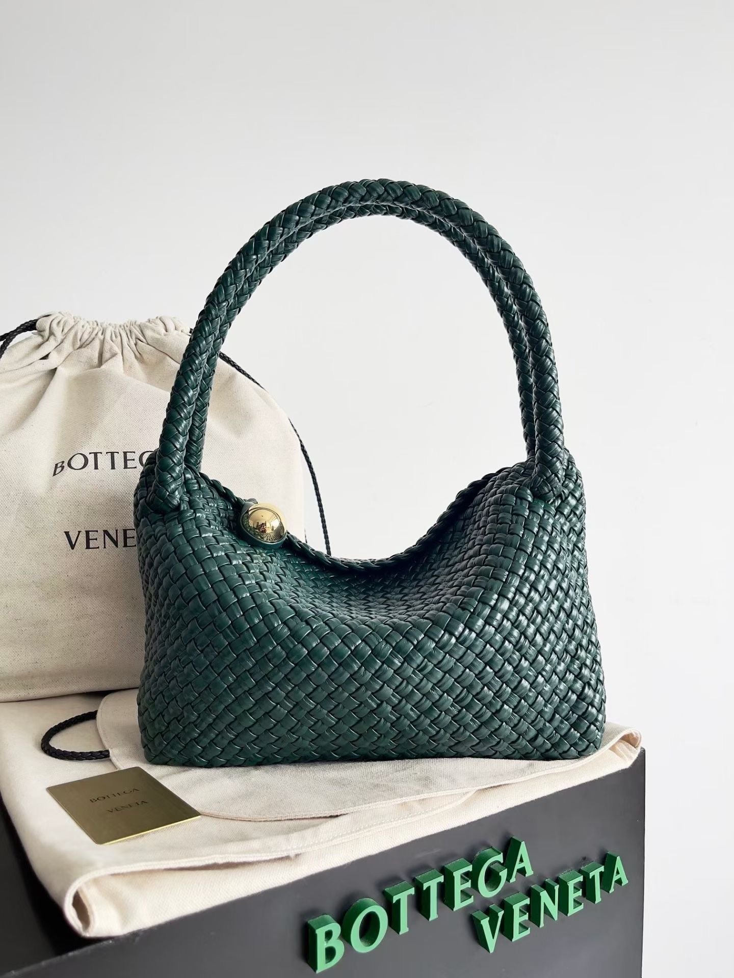 BOTTEGA VENETA