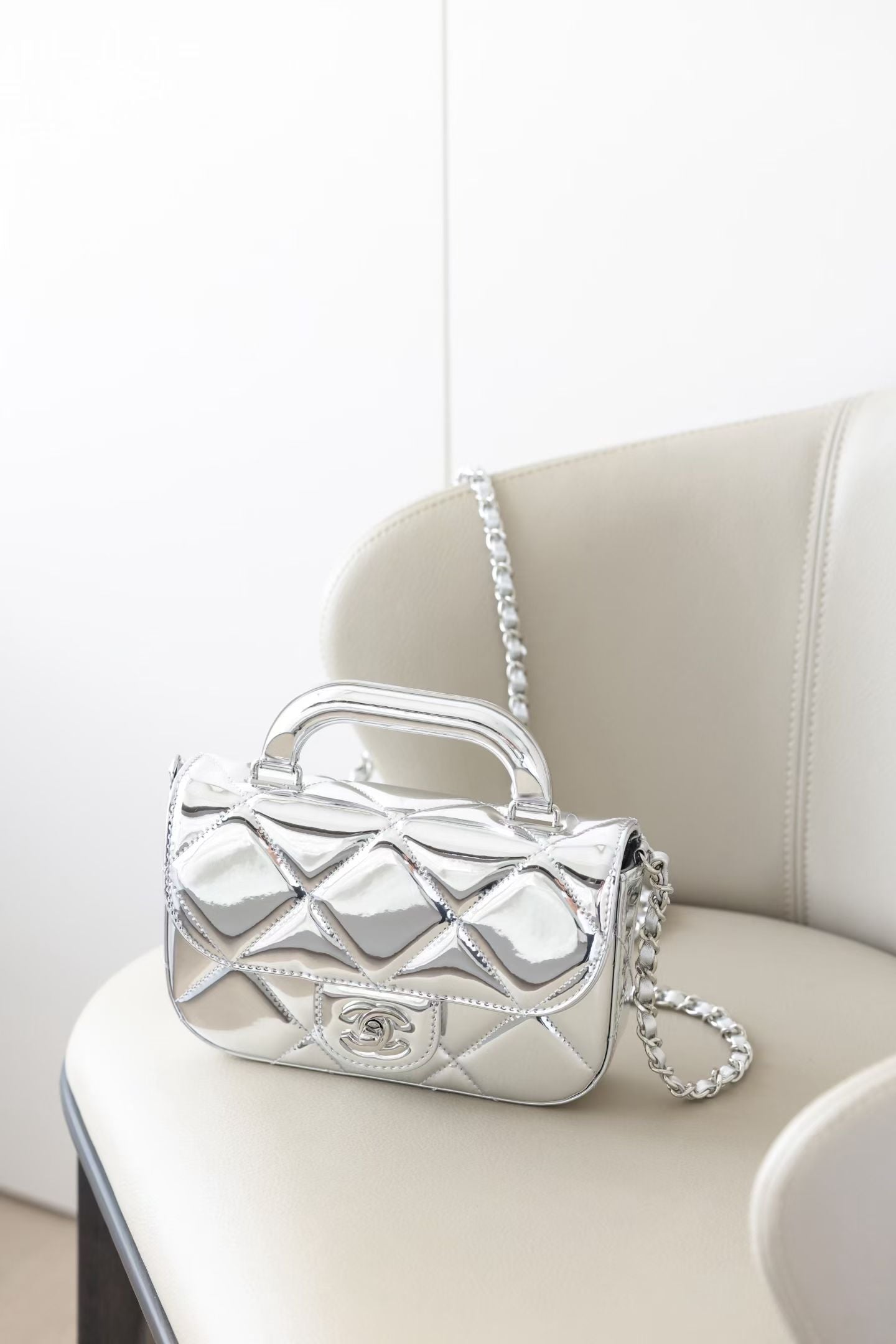 CHANEL SMALL CLUTCH WITH CHAIN
