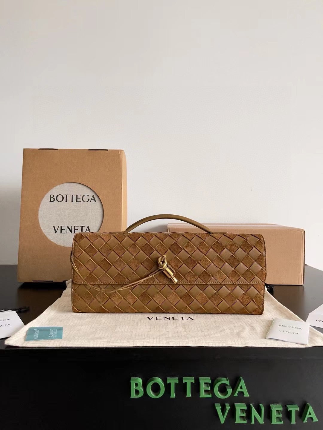 BOTTEGA VENETA