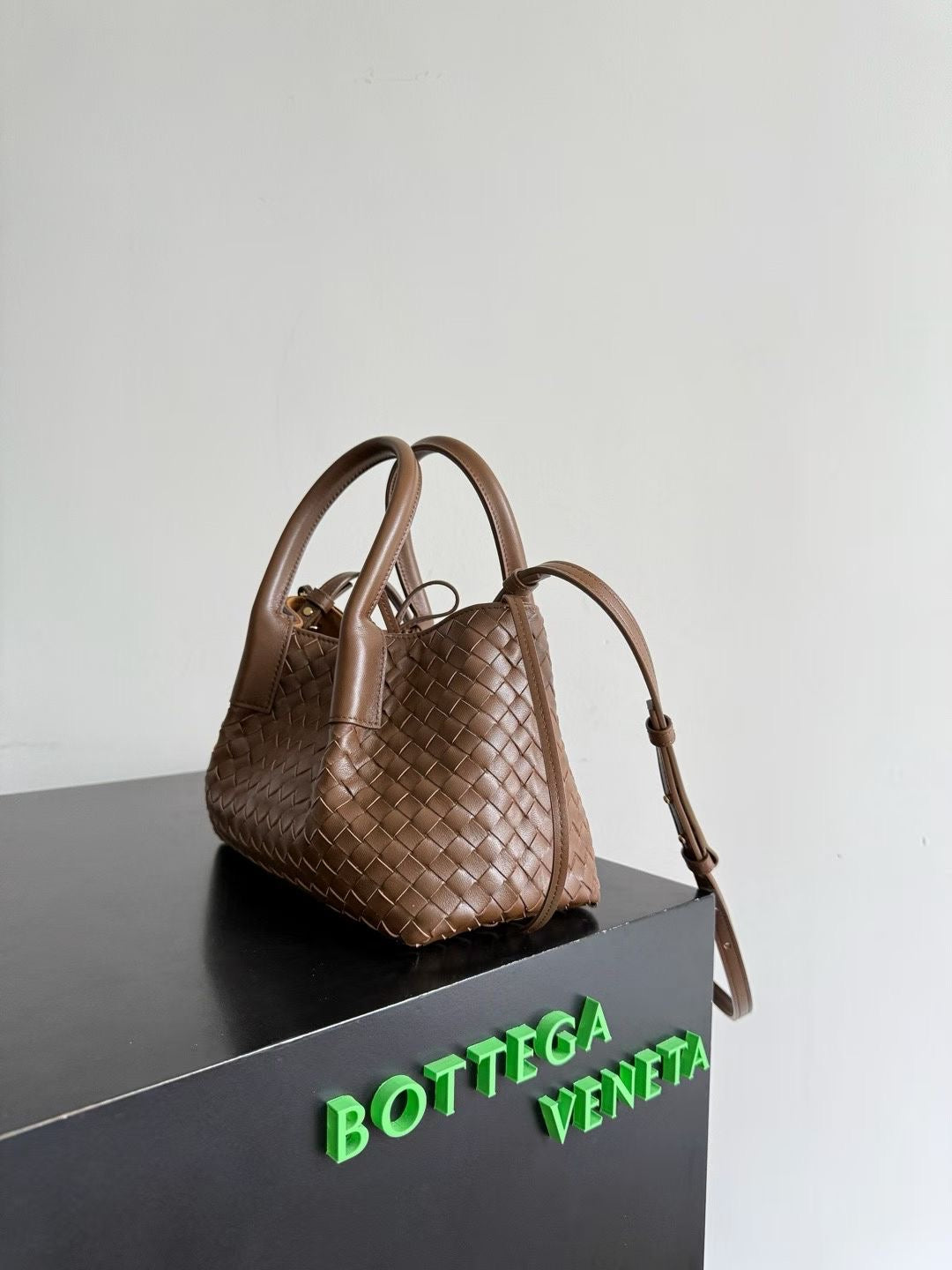 BOTTEGA VENETA