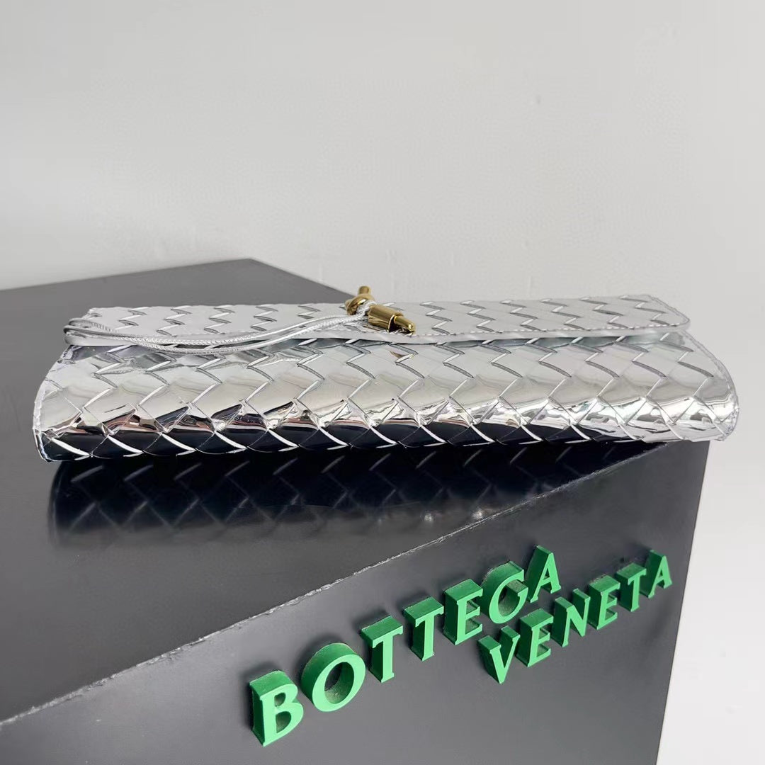 BOTTEGA VENETA