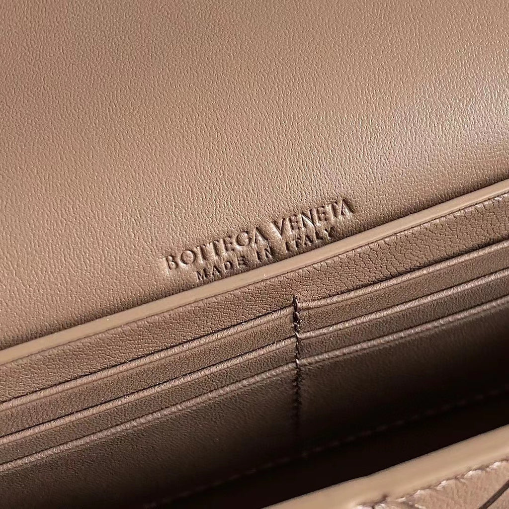 BOTTEGA VENETA