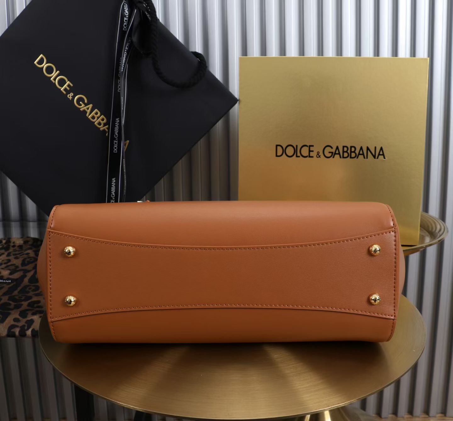 DOLCE & GABBANA
