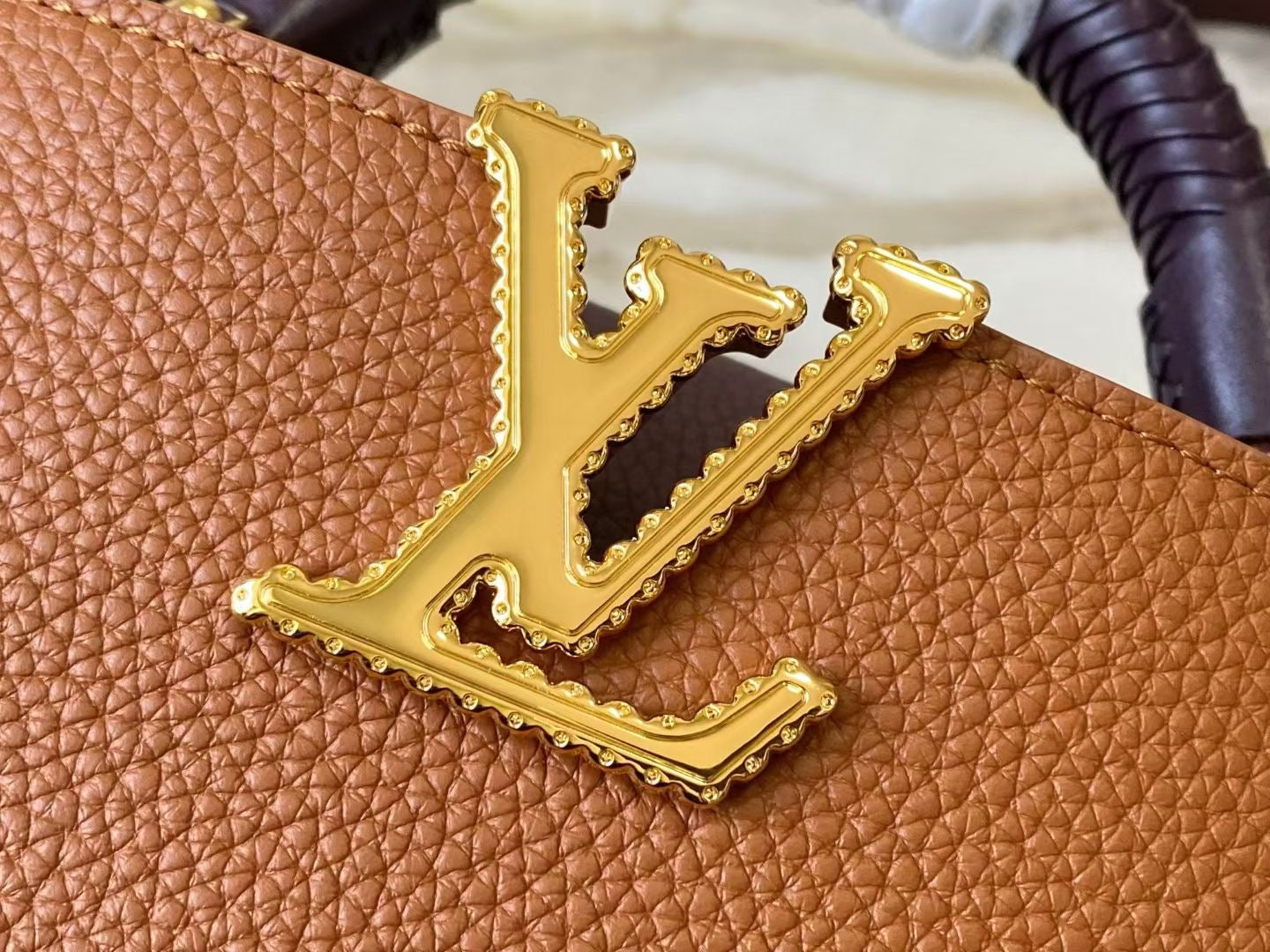 LV