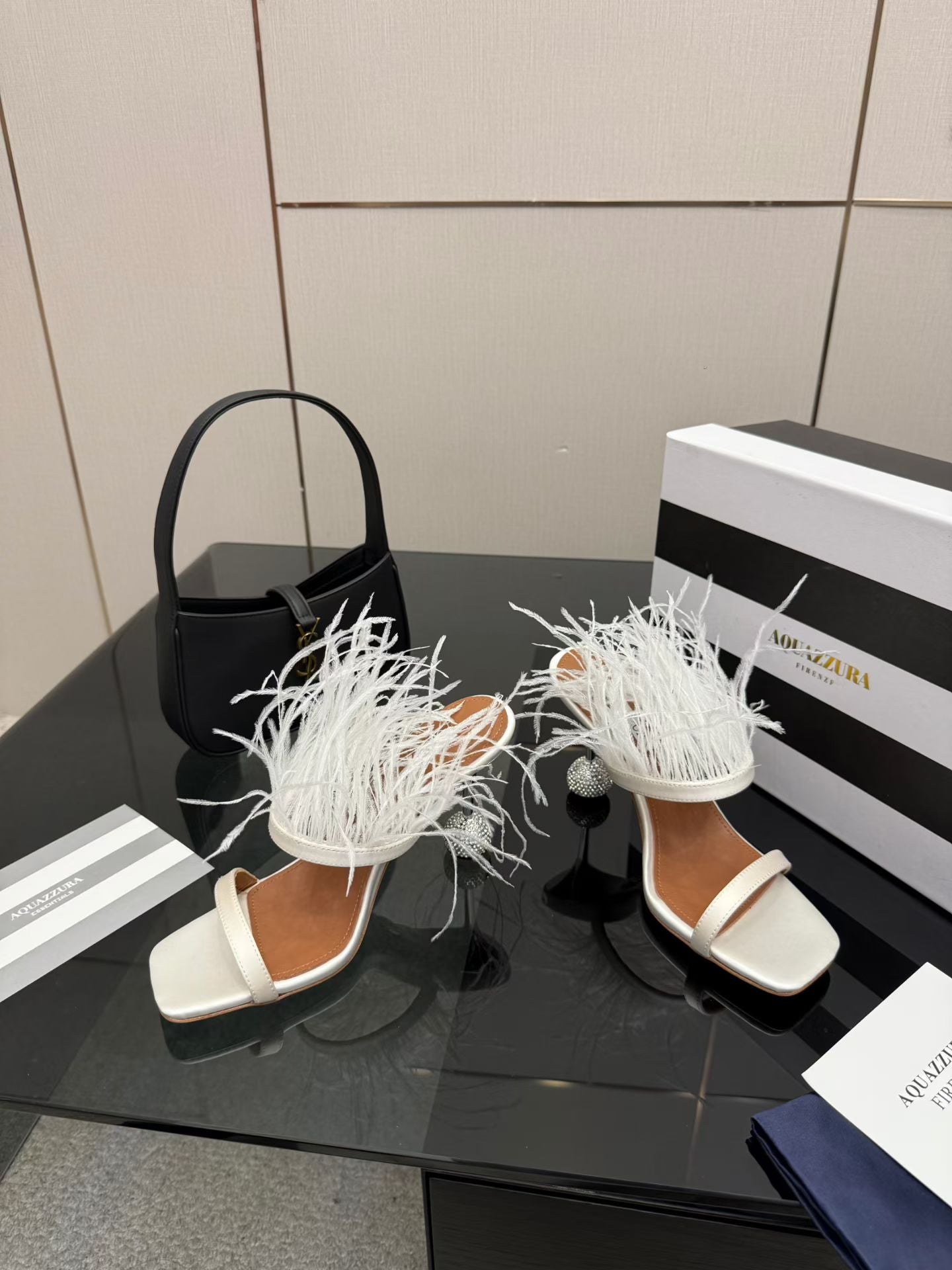 AQUAZZURA