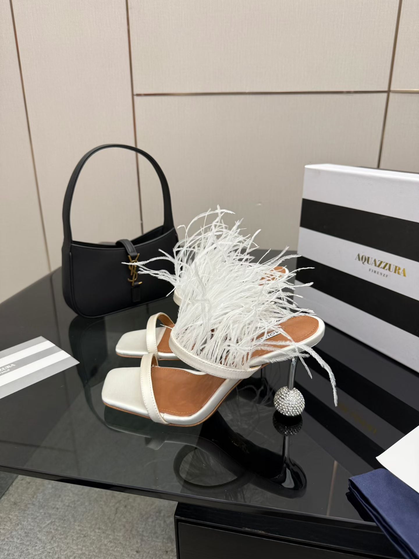 AQUAZZURA