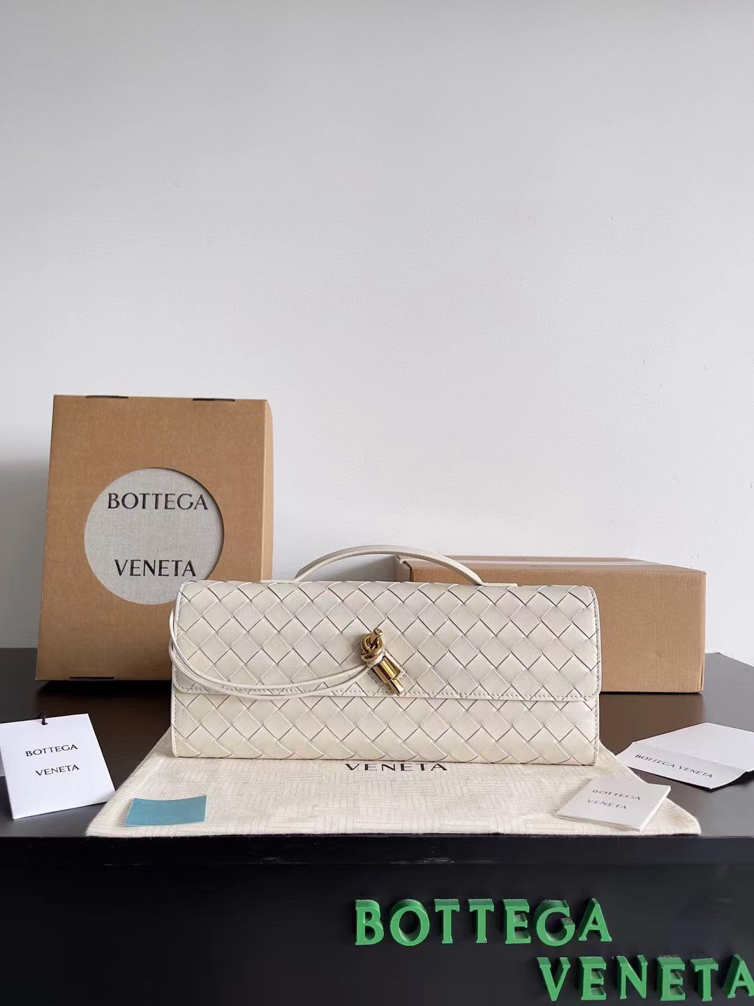 BOTTEGA VENETA