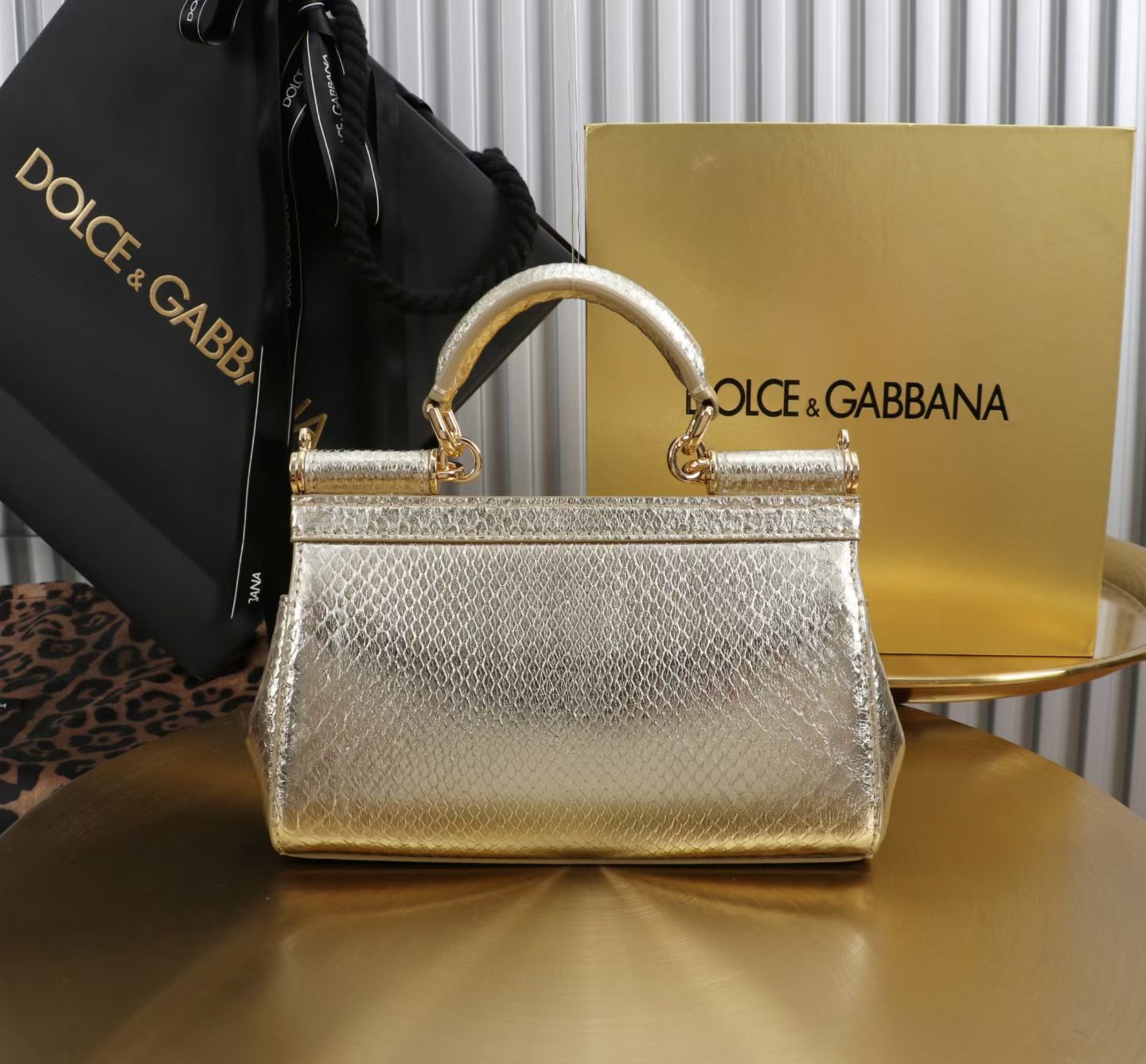DOLCE & GABANA