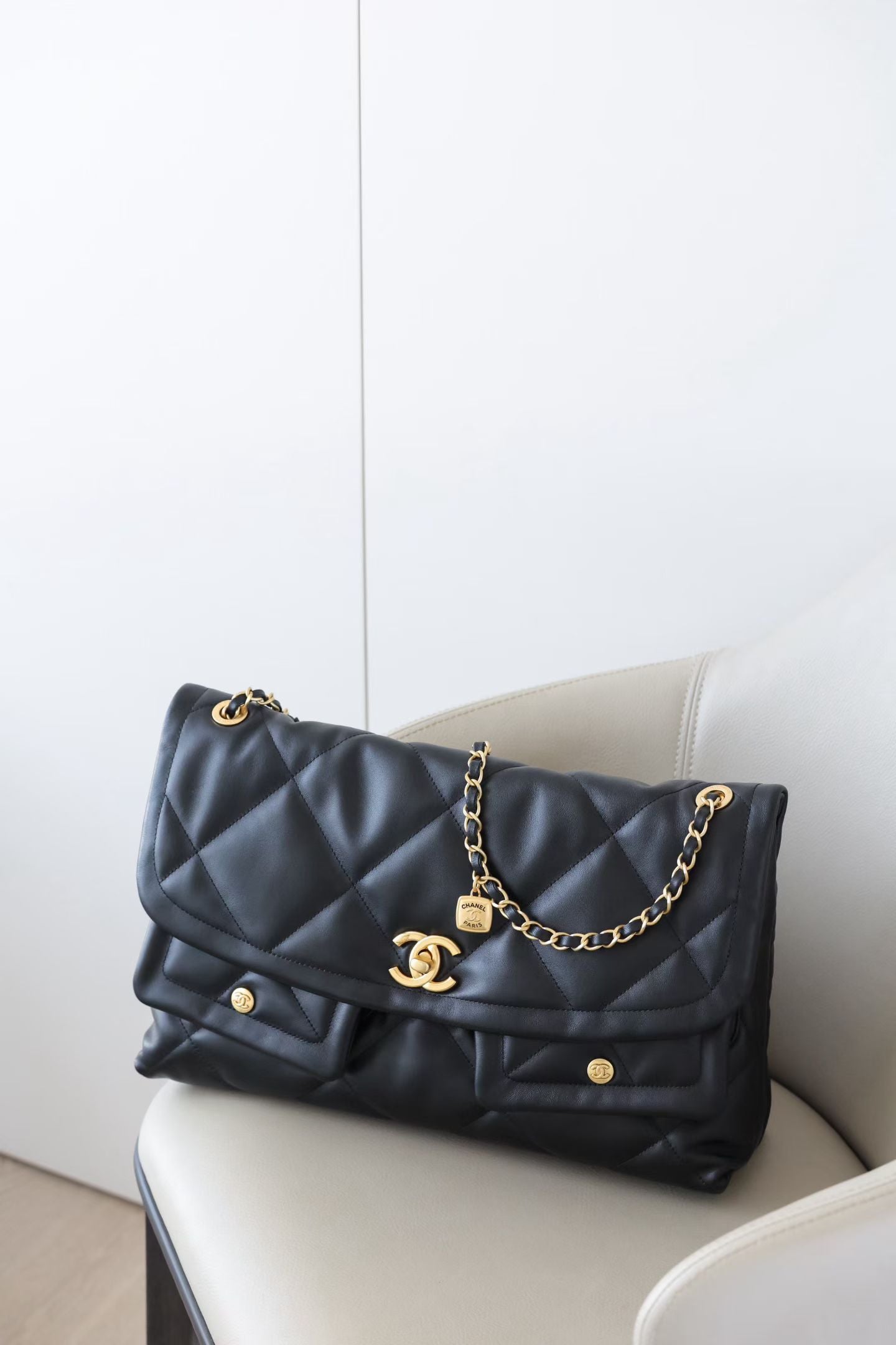 CHANEL MAXI FLAPBAG