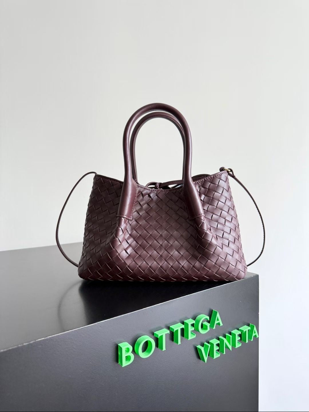 BOTTEGA VENETA