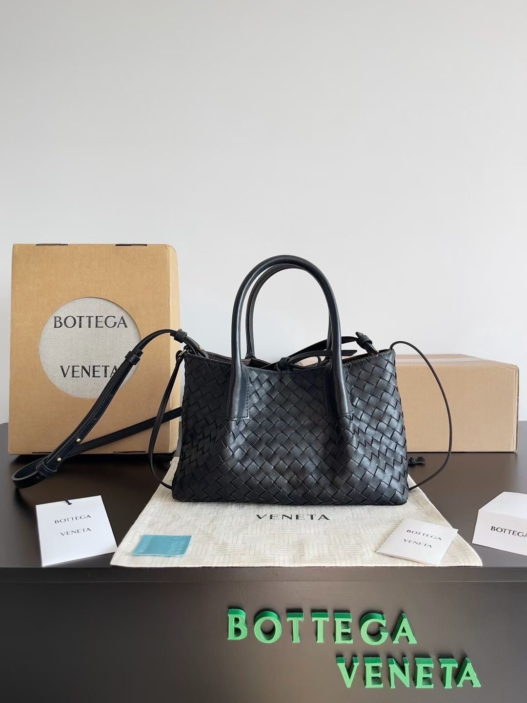 BOTTEGA VENETA