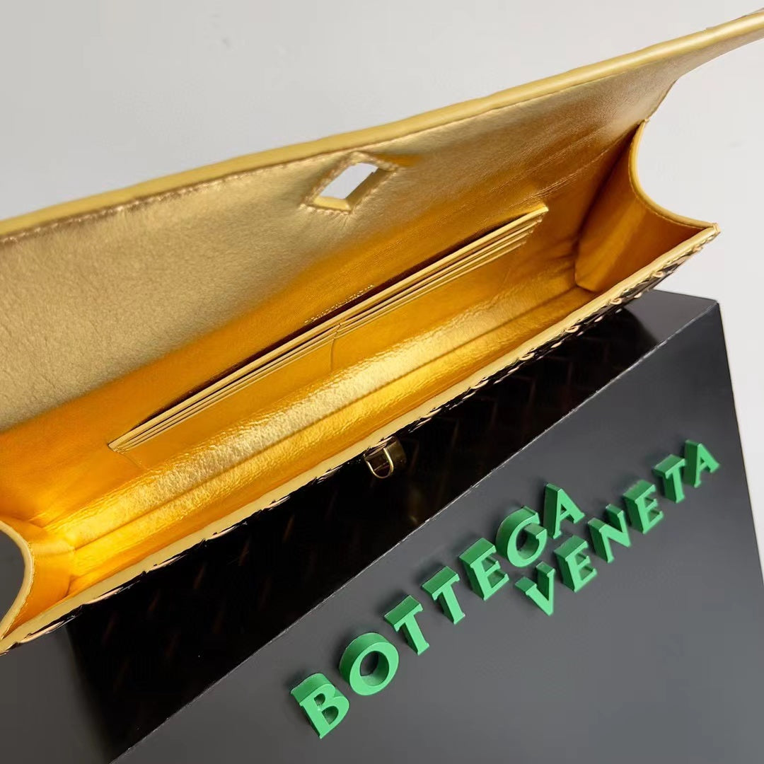 BOTTEGA VENETA