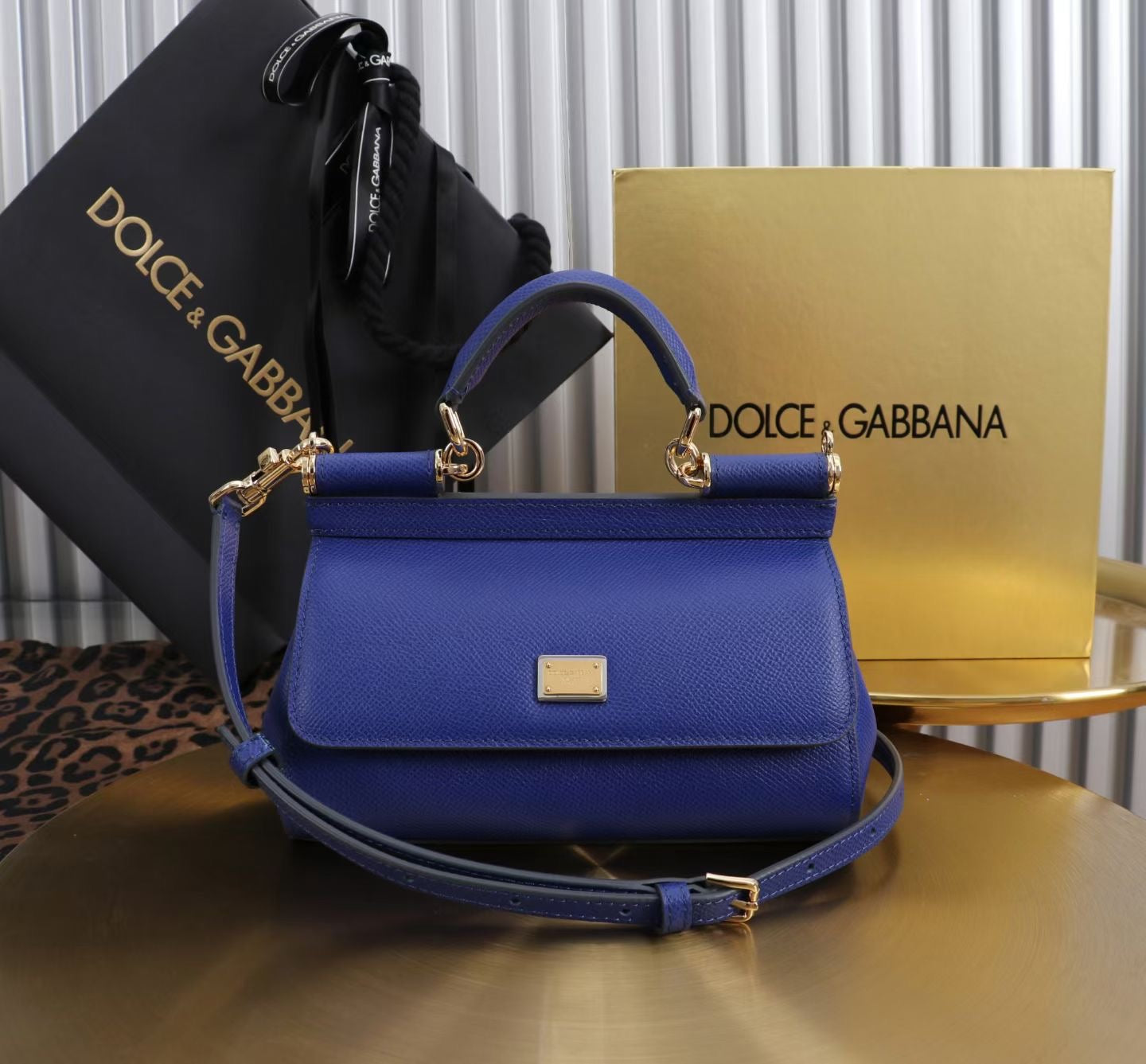 DOLCE & GABBANA