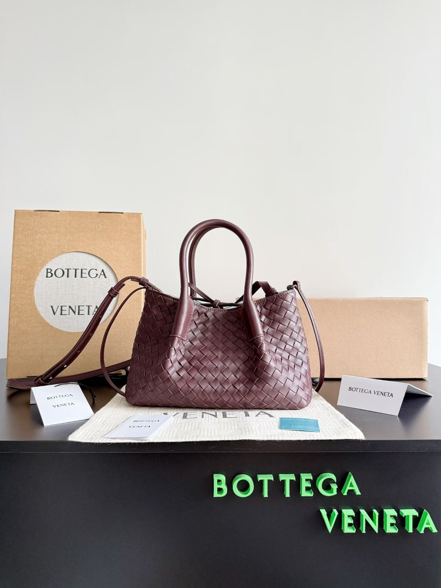 BOTTEGA VENETA