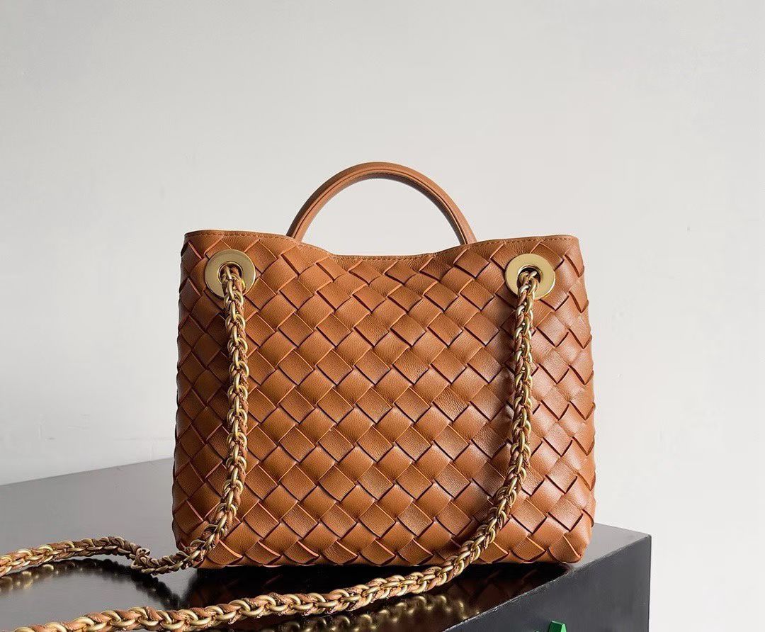 BOTTEGA VENETA
