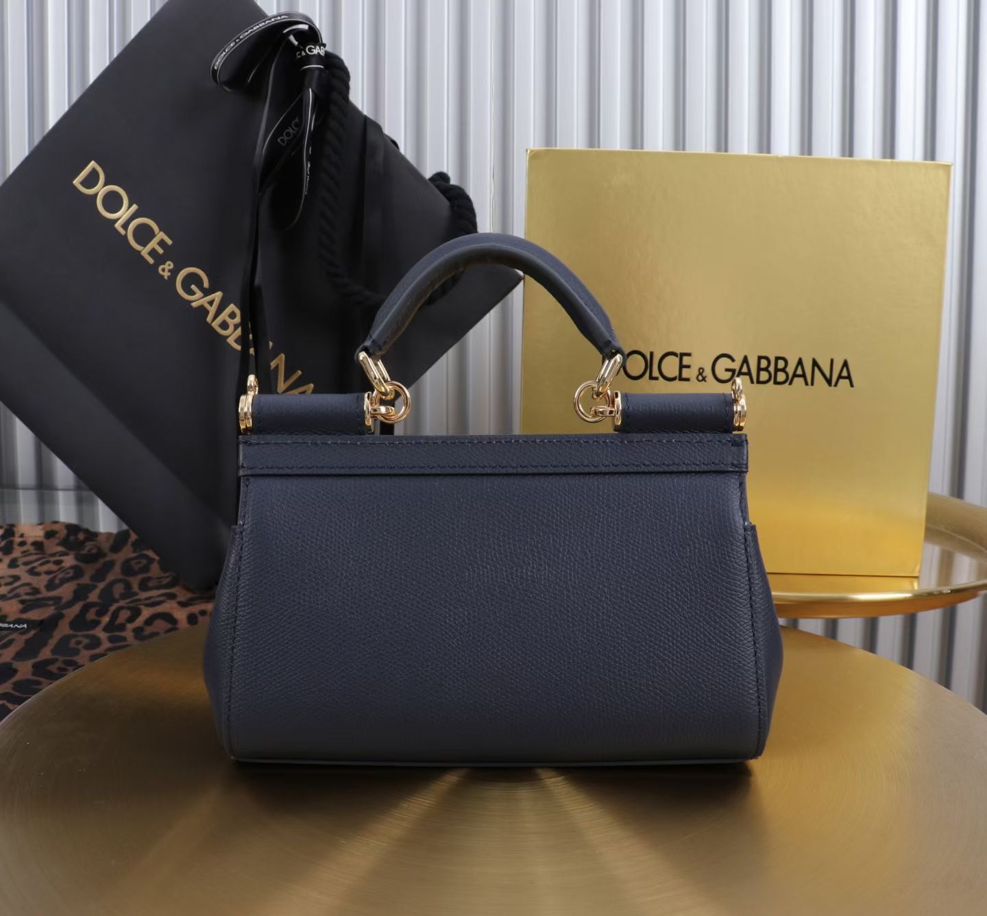 DOLCE & GABBANA
