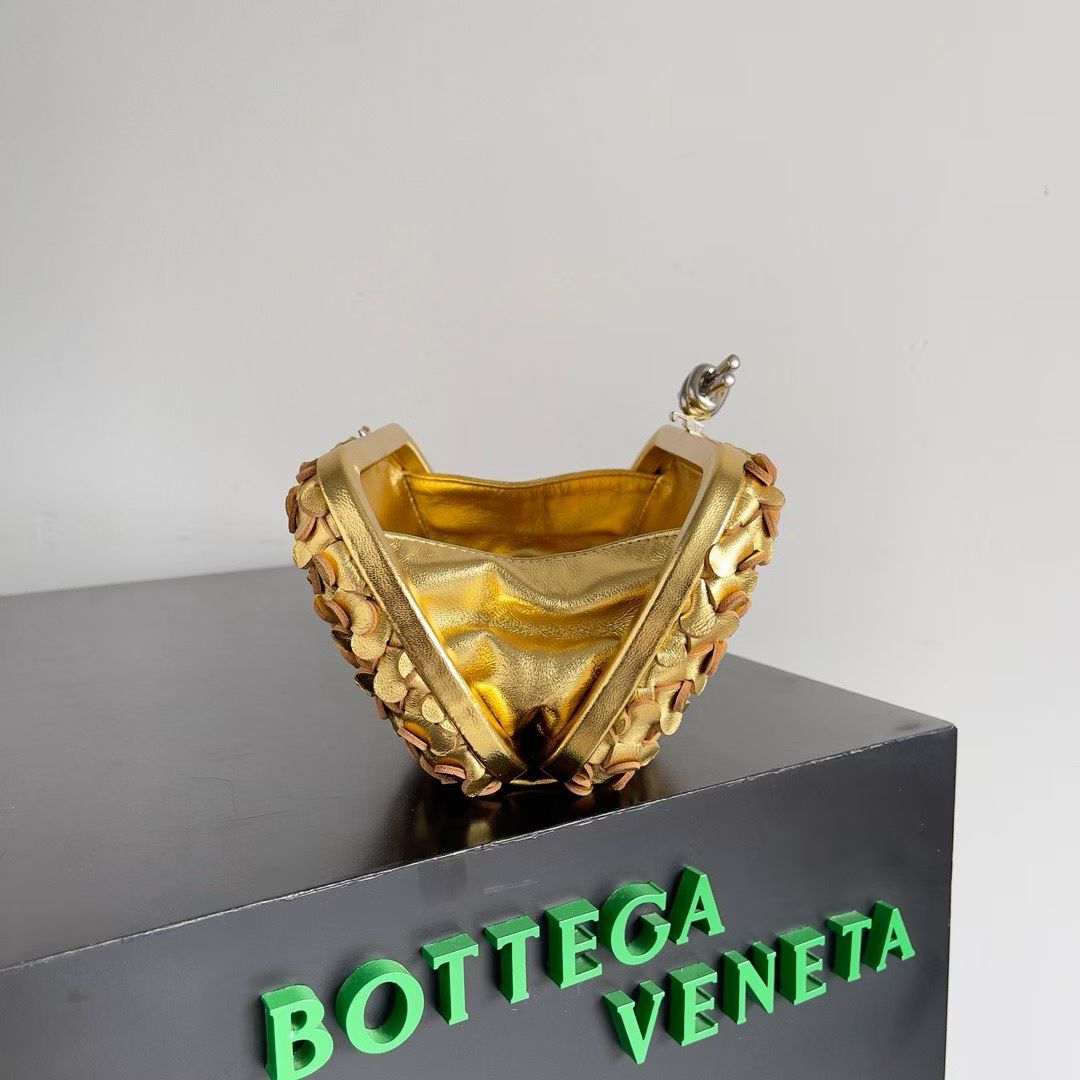 BOTTEGA VENETA