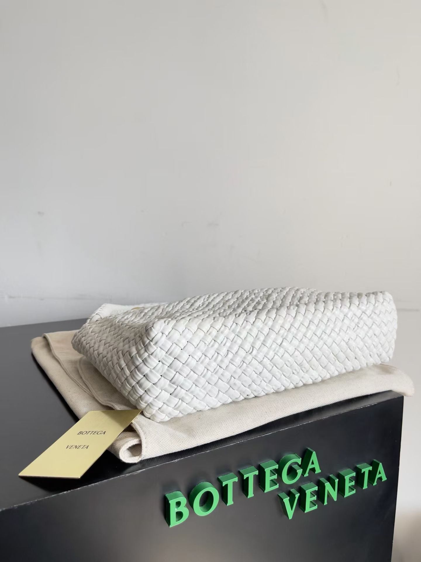 BOTTEGA VENETA