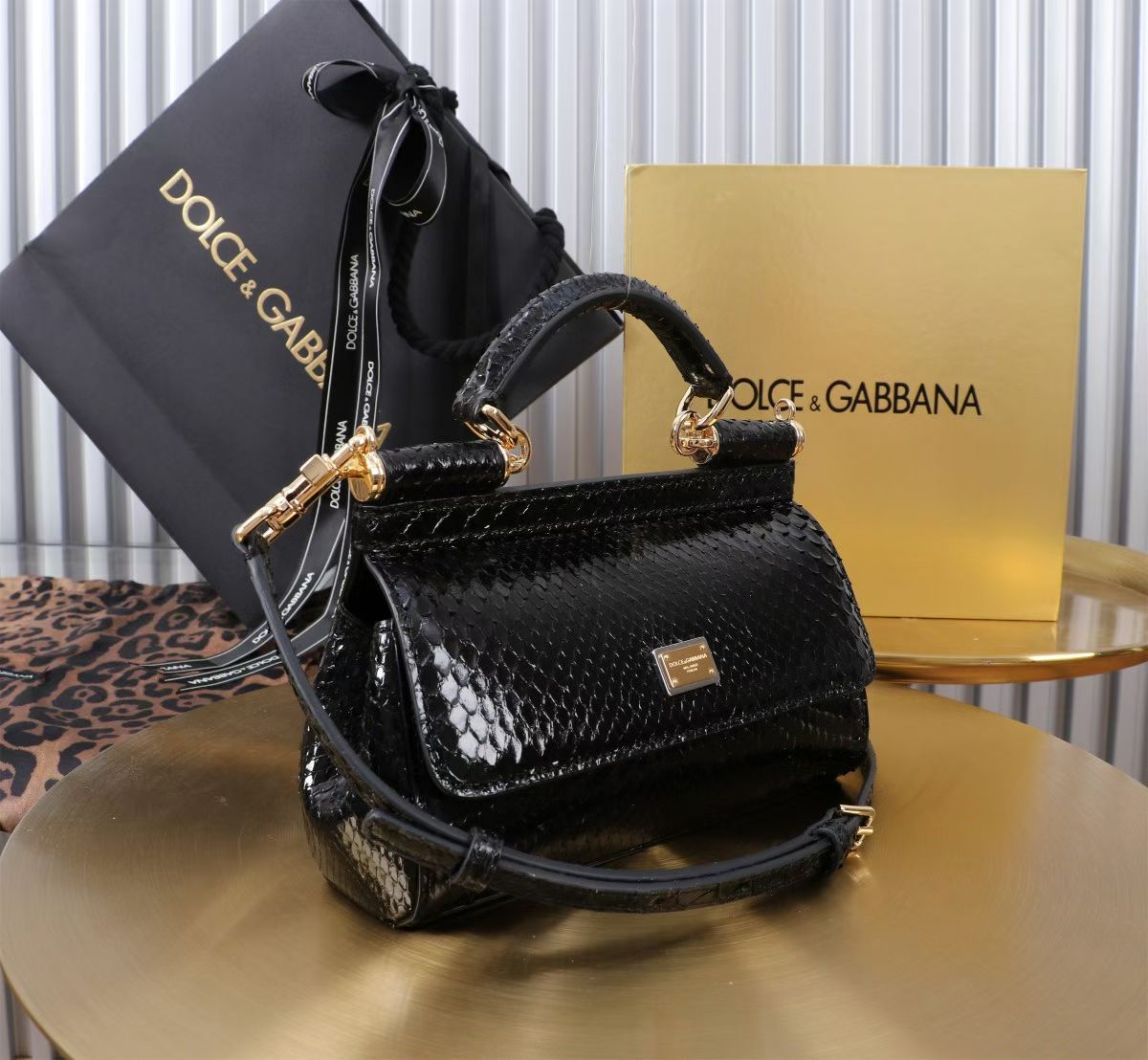 DOLCE & GABANA