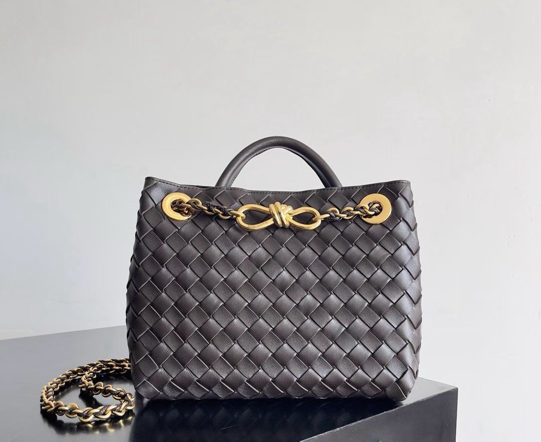 BOTTEGA VENETA