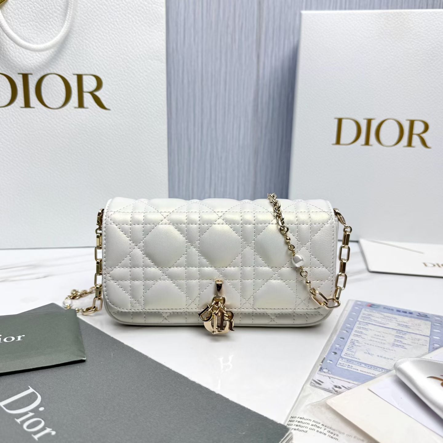 Dior