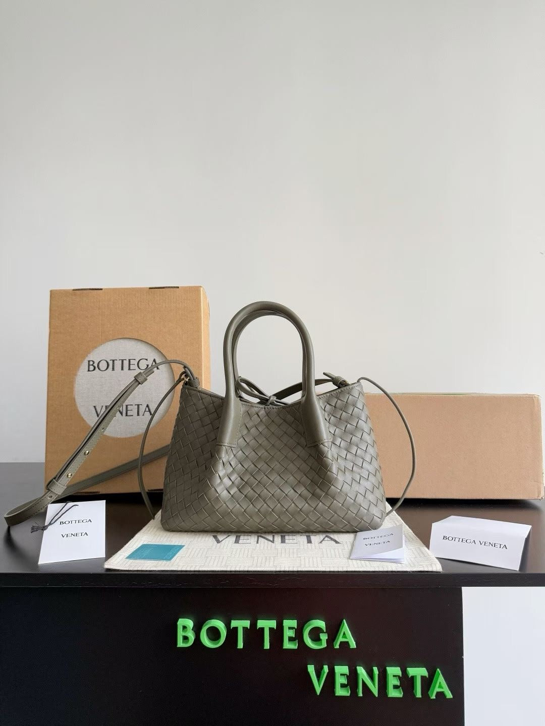 BOTTEGA VENETA