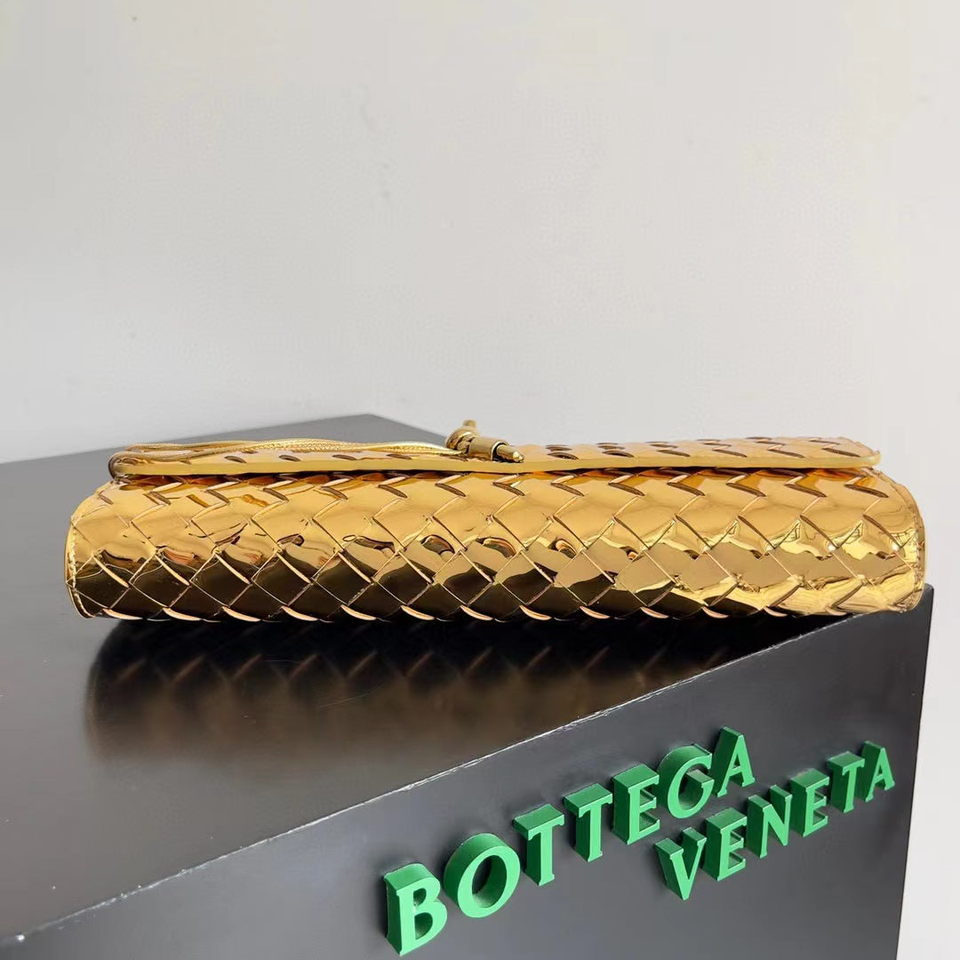 BOTTEGA VENETA