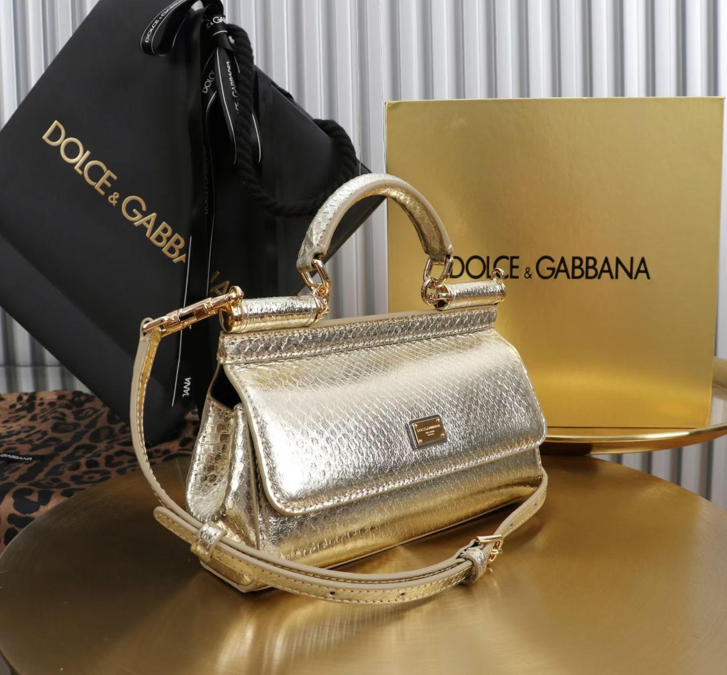 DOLCE & GABANA