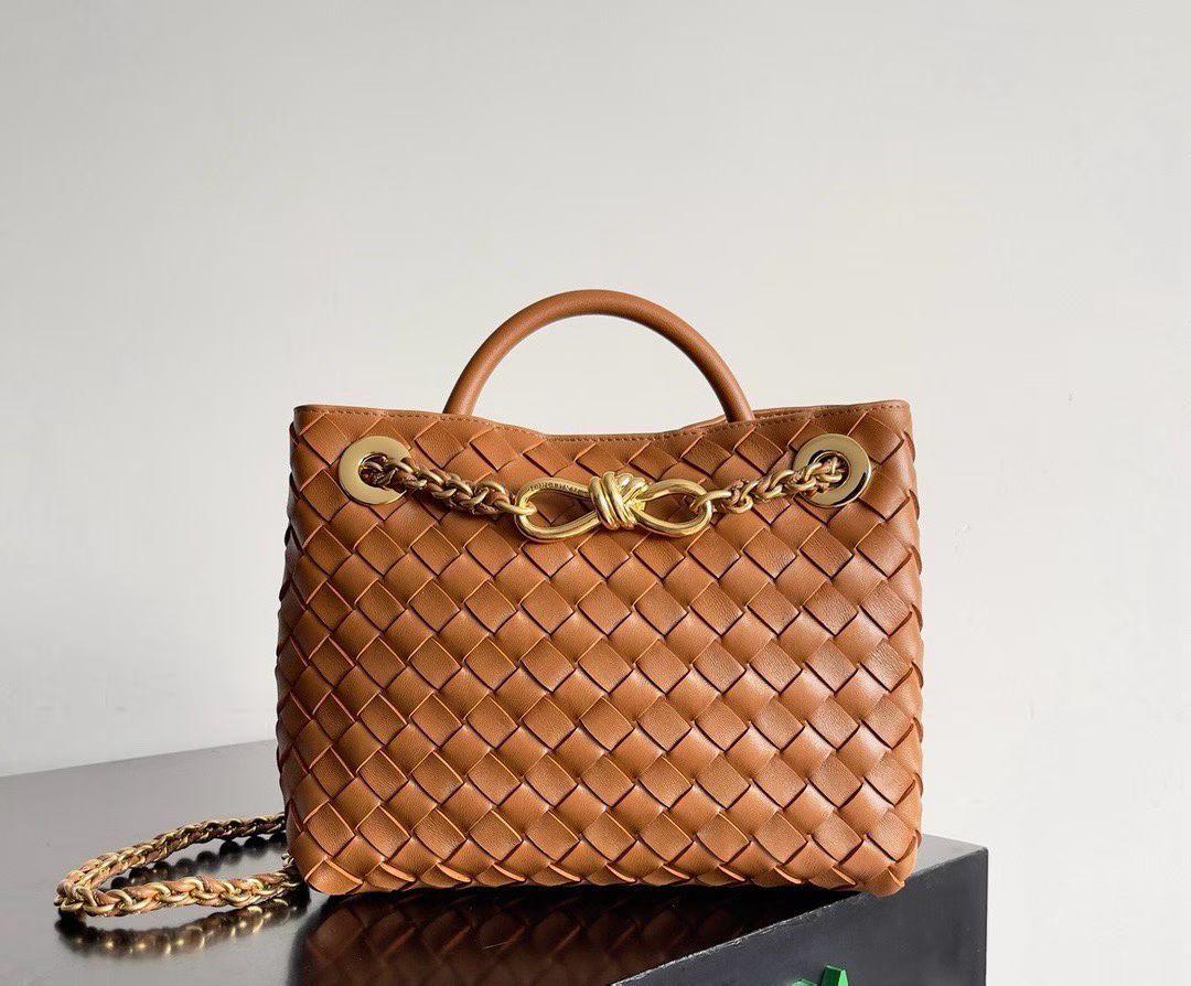 BOTTEGA VENETA