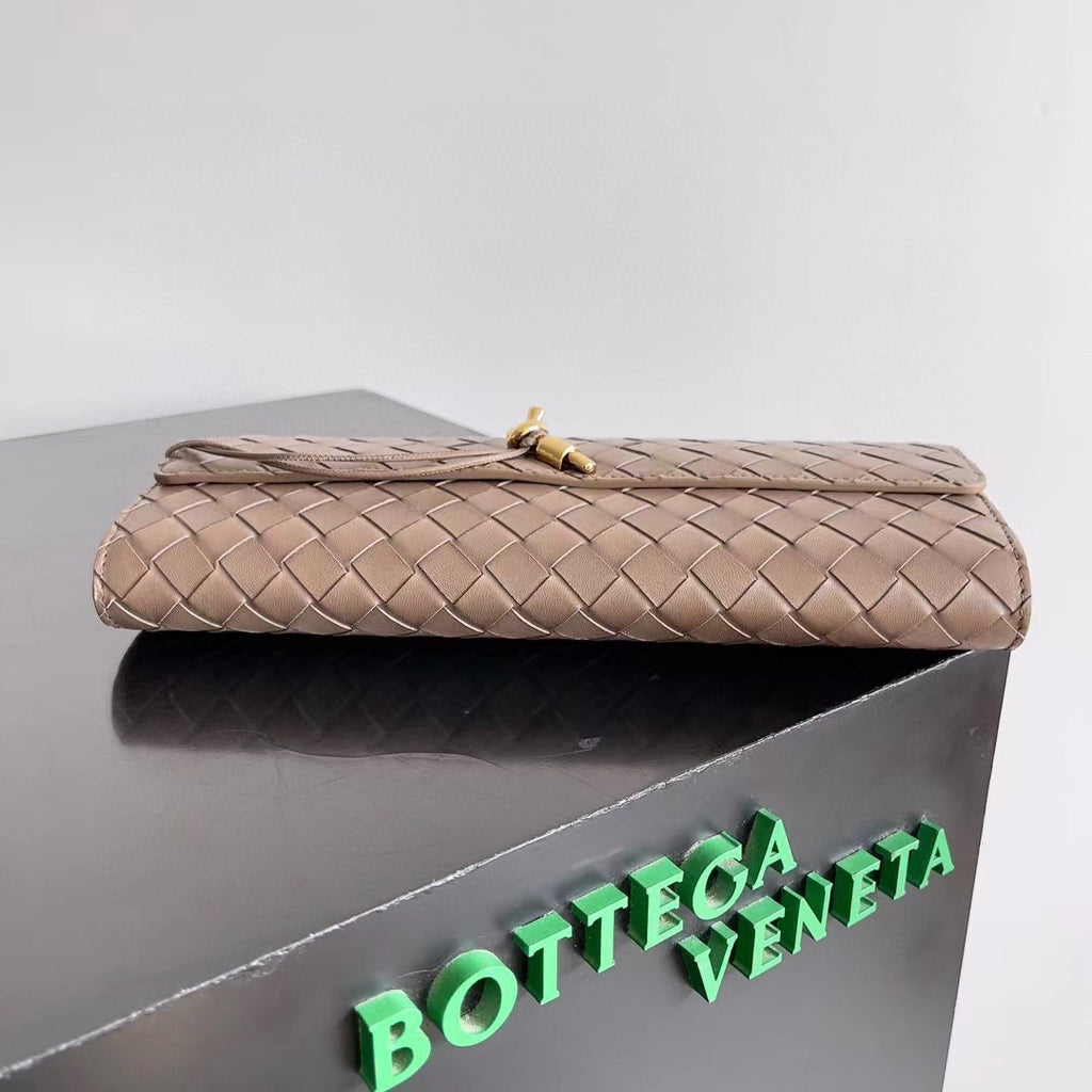 BOTTEGA VENETA