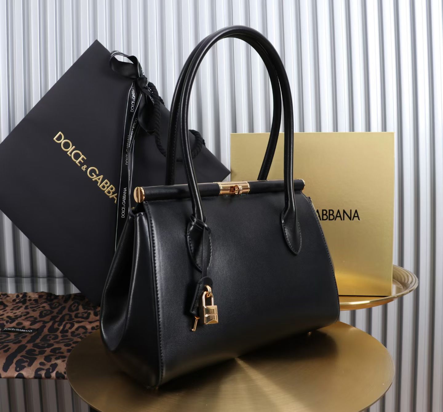 DOLCE & GABBANA