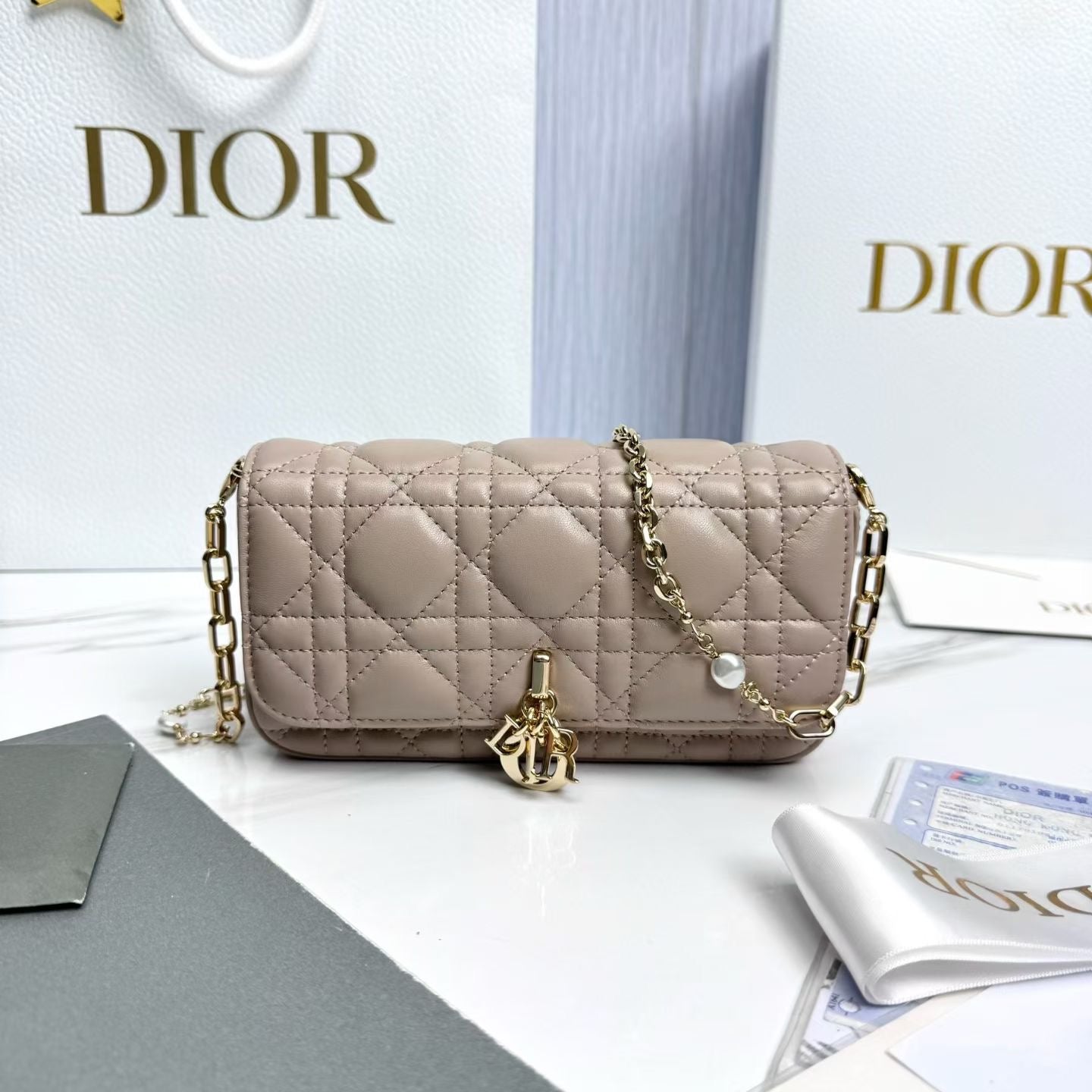 Dior
