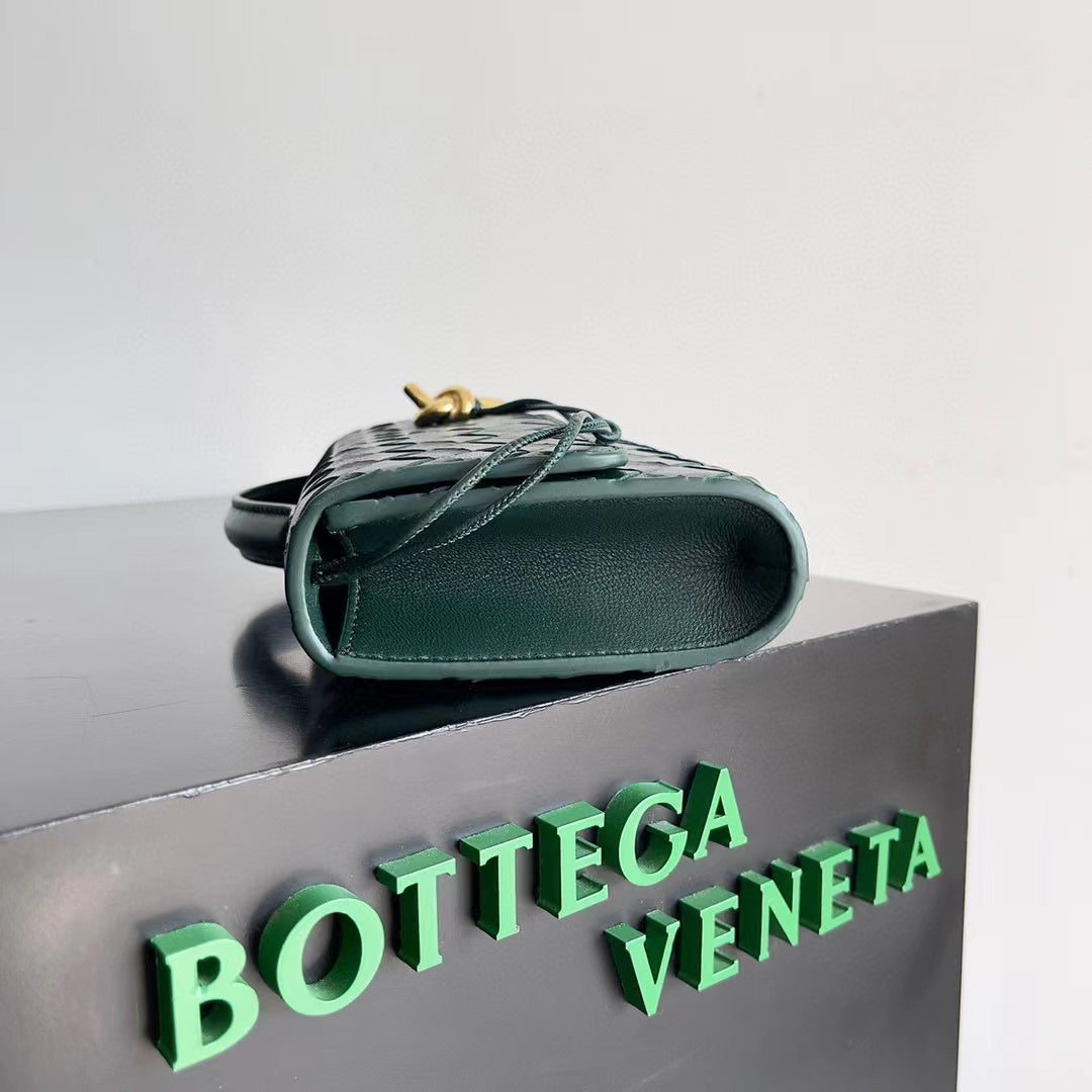 BOTTEGA VENETA