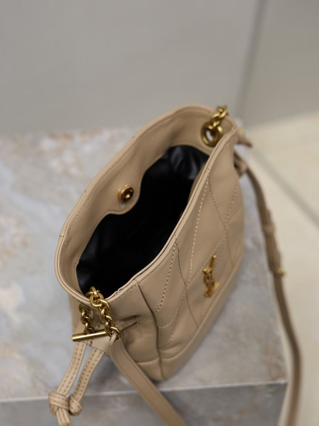 SAINT LAURENT MINI BUCKET BAG