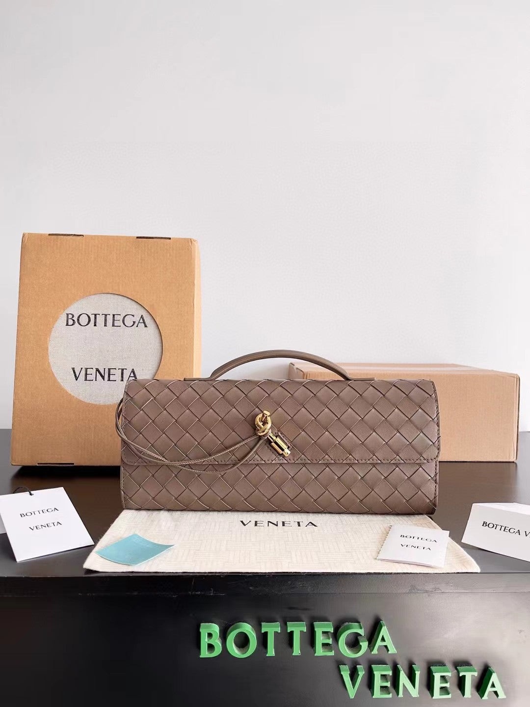 BOTTEGA VENETA
