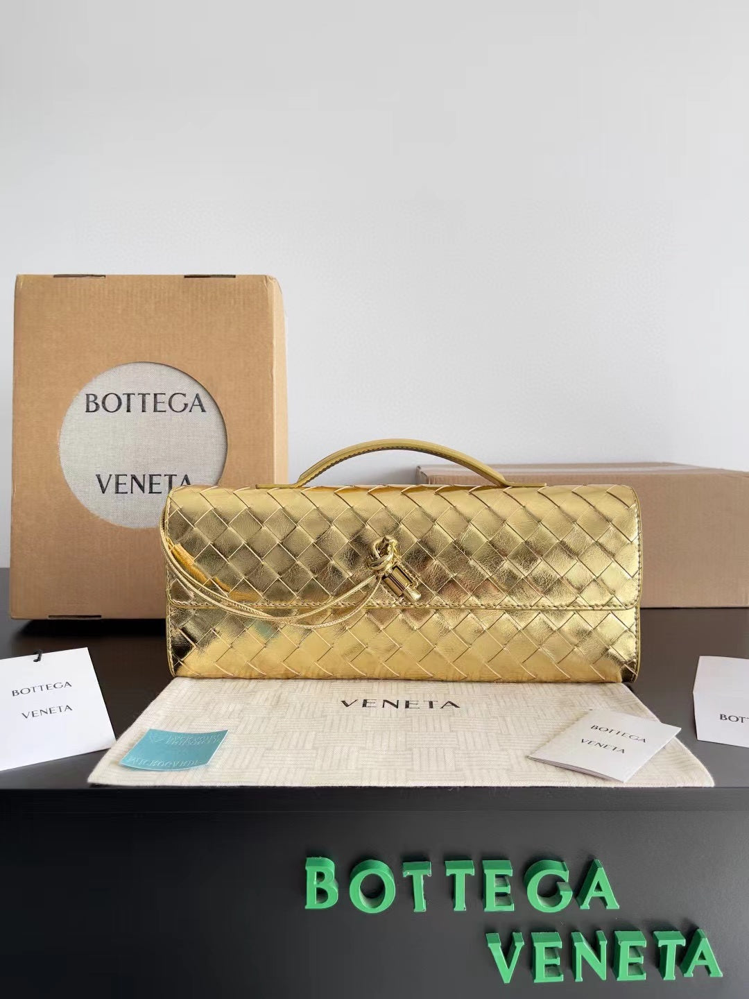 BOTTEGA VENETA