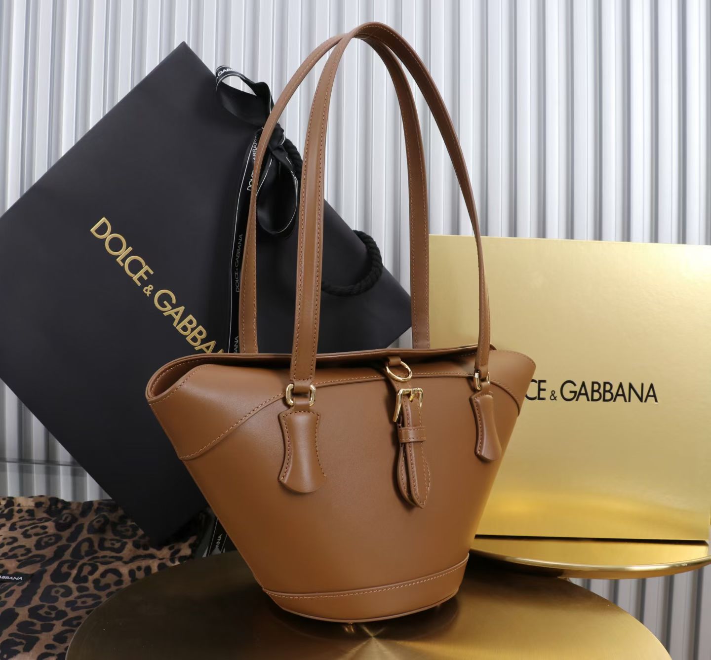 DOLCE & GABBANA