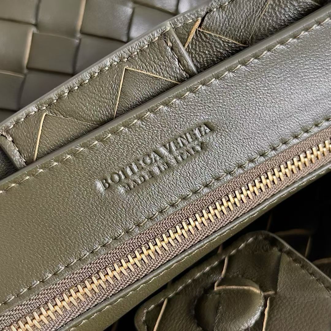 BOTTEGA VENETA