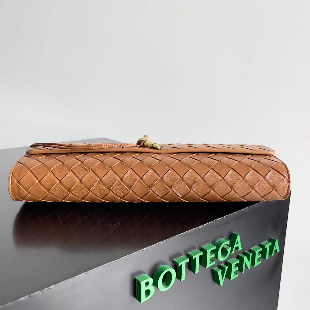 BOTTEGA VENETA