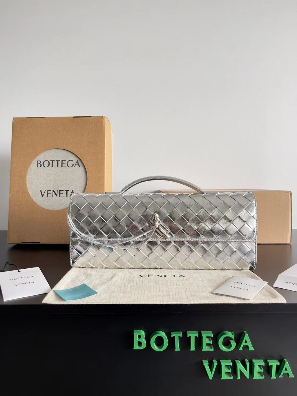 BOTTEGA VENETA
