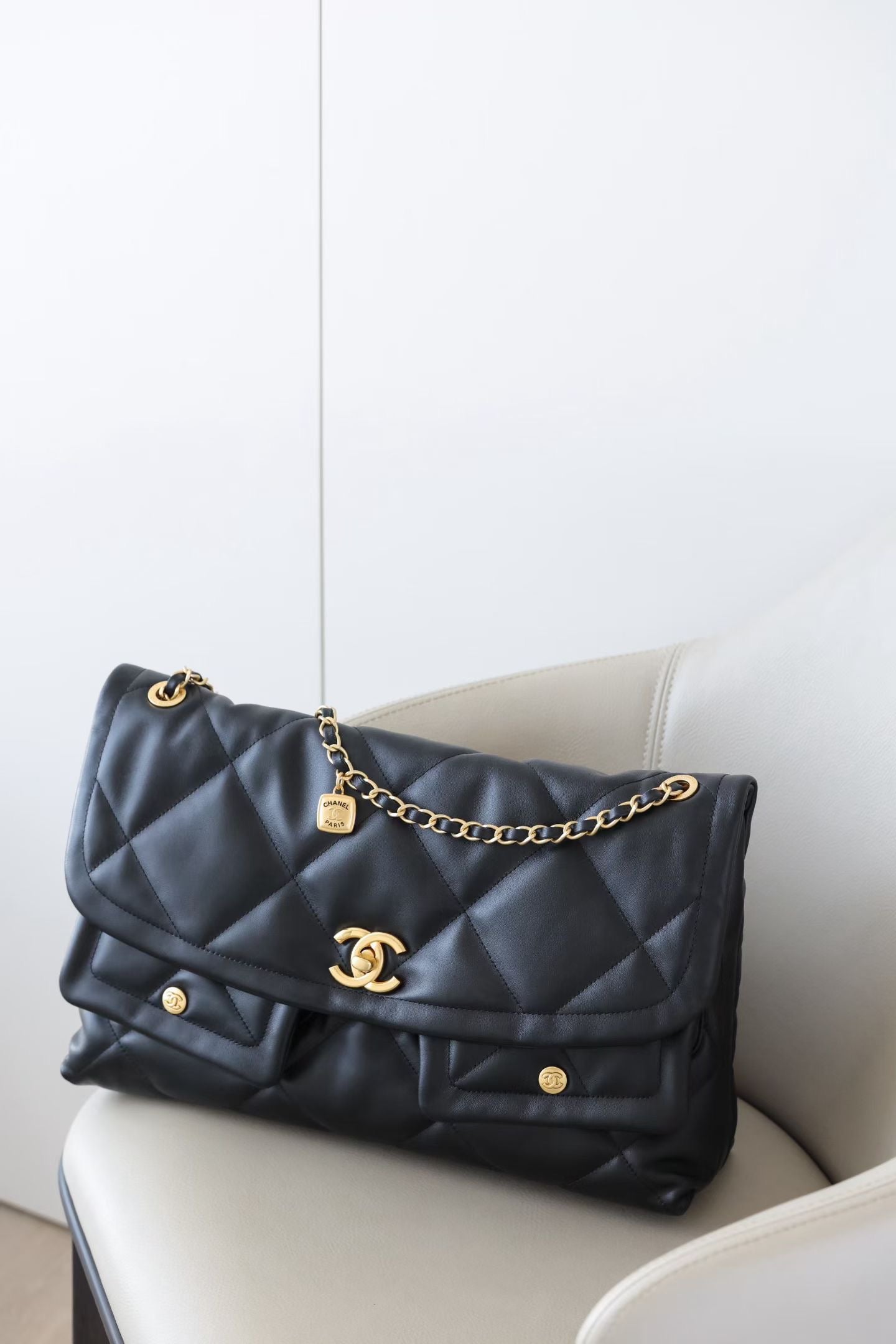 CHANEL MAXI FLAPBAG