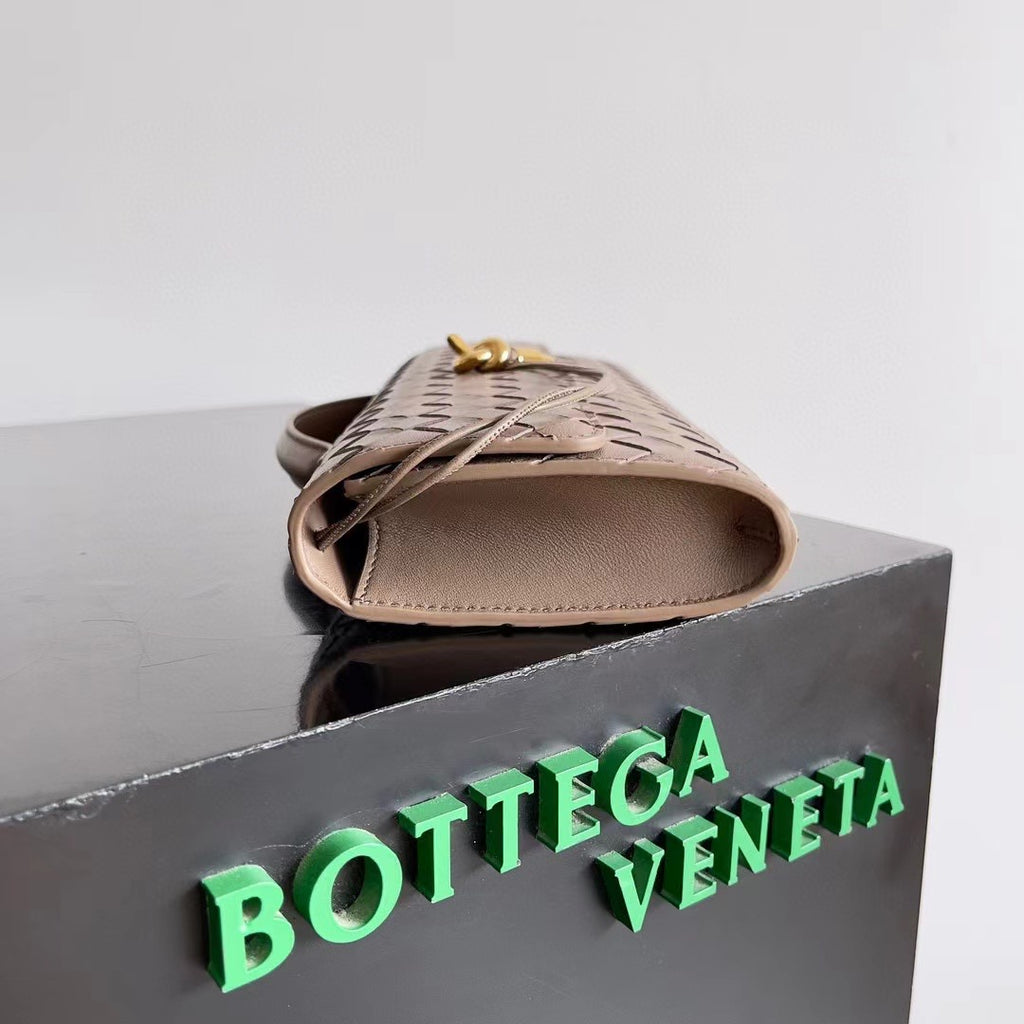 BOTTEGA VENETA
